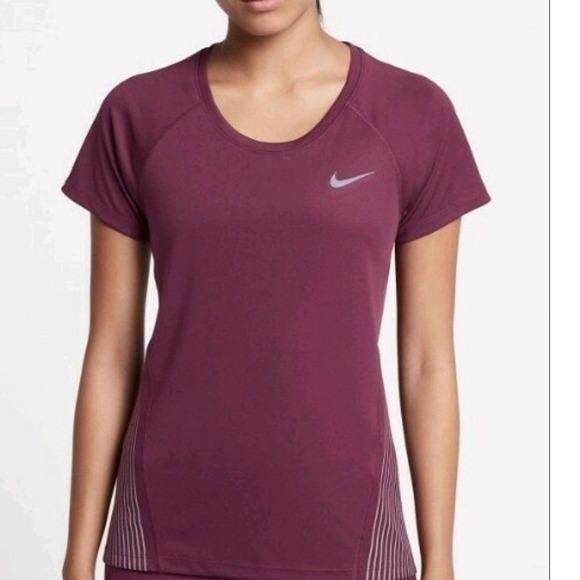 Nike Tops - Nike Medalist Women Burgundy Dri-FIT Running Athletic Shirt XS Short Sleeve